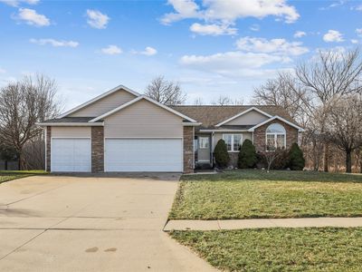 8808 Daybreak Rd, Johnston, IA, 50131