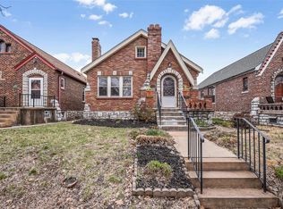 6528 Lindenwood Pl, Saint Louis, MO 63109