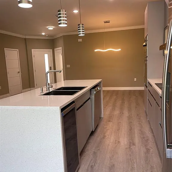 1810 Brentwood Ct — Photo 8