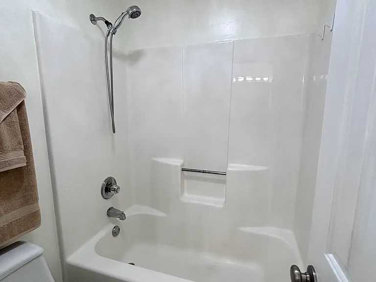 54 Corwin Cir — Photo 24