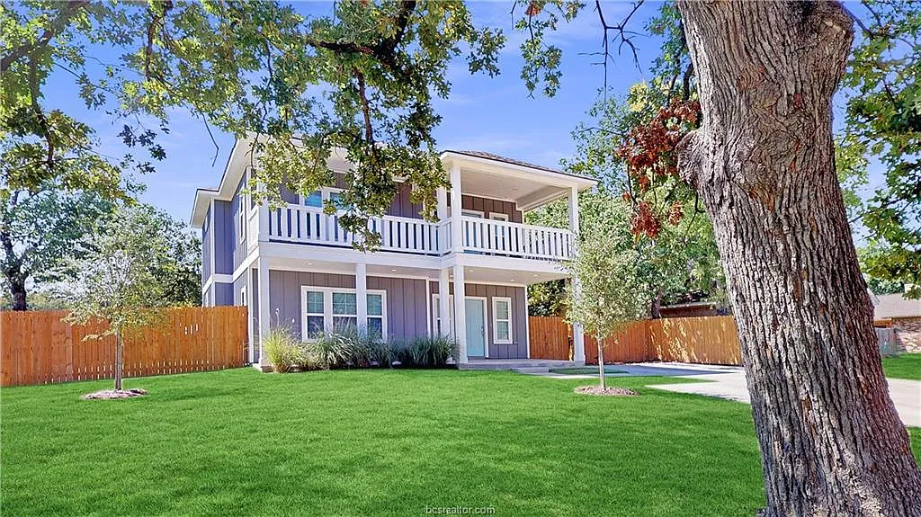 5 bed, 5.5 bath, 2192 sqft, $4,400 — Photo 1