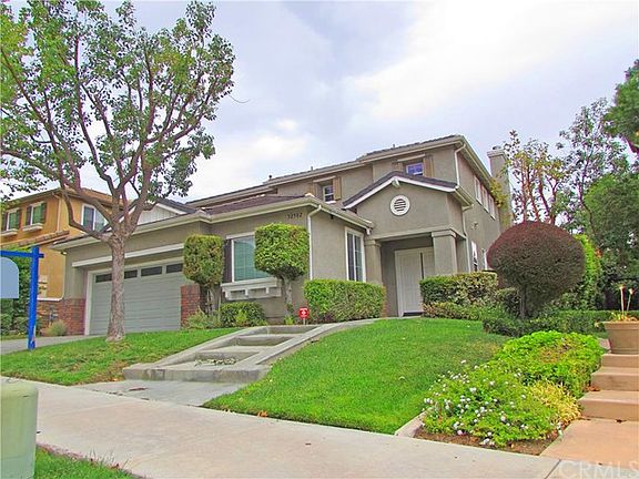 2nd image of 32502 Sprucewood Way