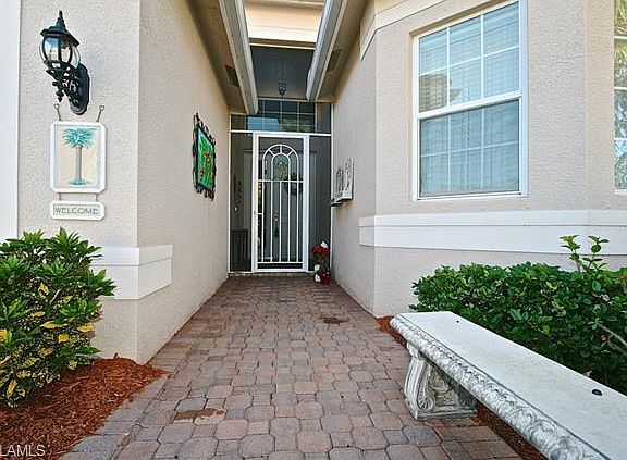 3rd image of 11175 Sparkleberry Dr