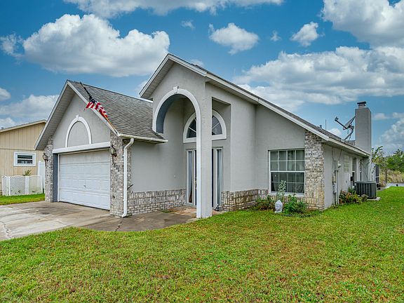 2nd image of 3801 Cherry Grove Ct