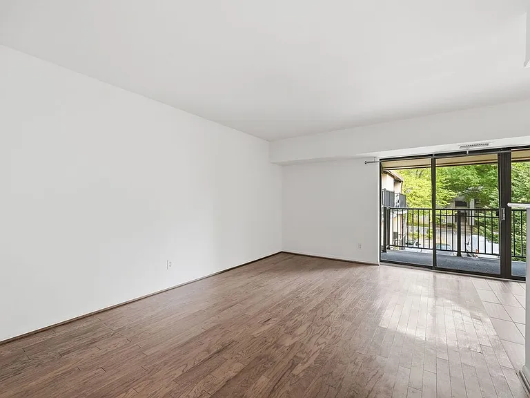 2255 Castle Rock Sq #21C — Photo 20