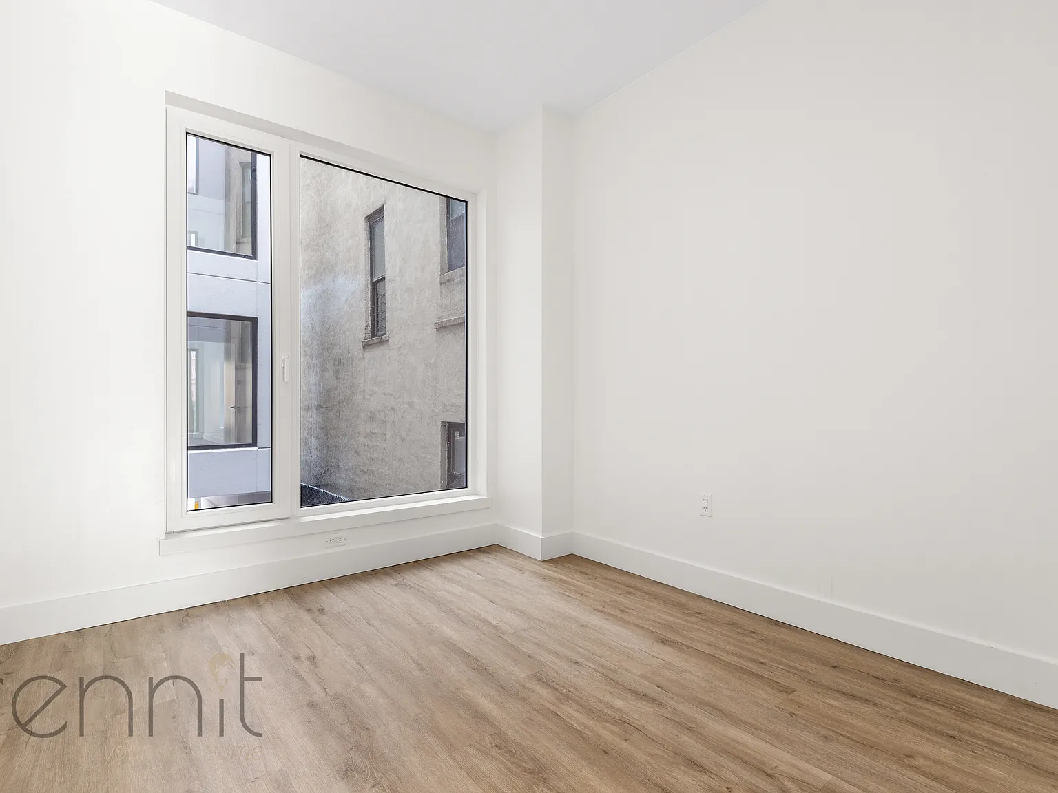 35 Kingston Avenue — Photo 4