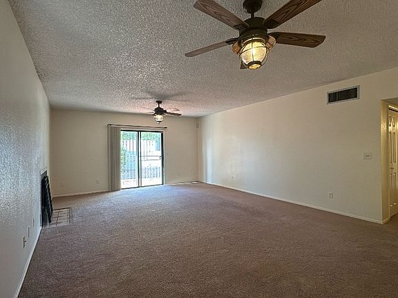 4th image of 1041 Carmelita Dr