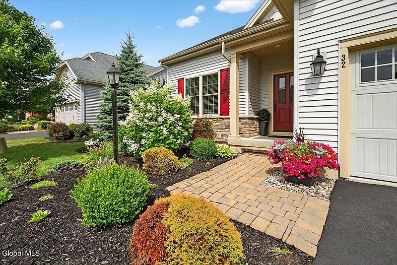 2nd image of 32 Whitney Drive