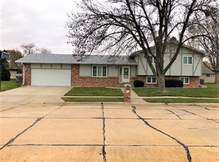 3175 34th Ave, Columbus, NE 68601
