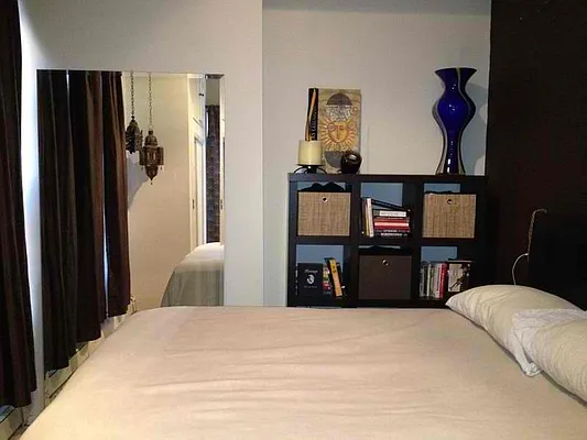 Rented by Manhattan Property Group | media 29