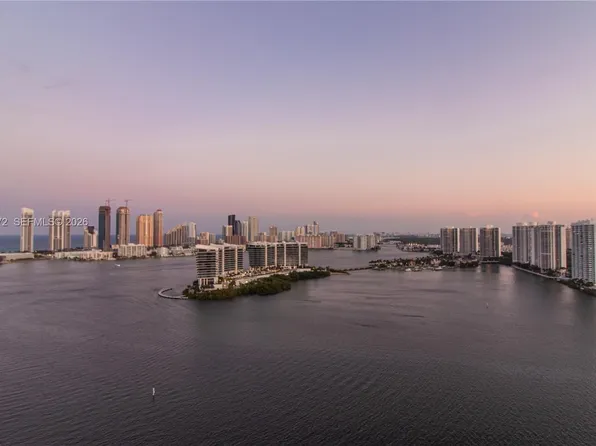 3370 NE 190th St #Penthouse 2909, Miami, FL 33180