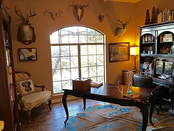 5th image of 108 Muleshoe Cir