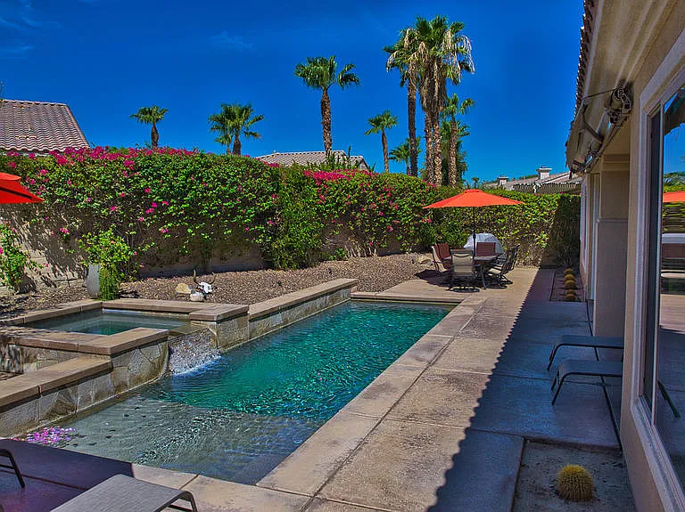 81157 Avenida Sombra — Photo 2