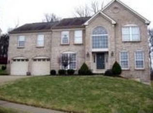 715 Rosewynne Ct, Cleves, OH 45002