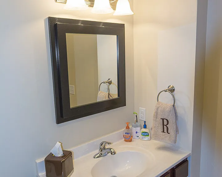 Tenth & College Horizons Apartments — Photo 31