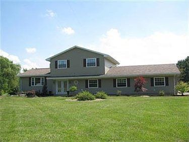 2nd image of 45053 Parsons Rd