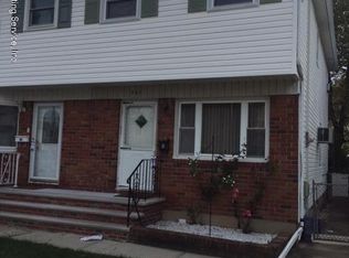 360 Fairbanks Ave, Staten Island, NY 10306