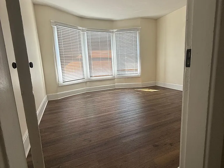 275 Parkview Ave #275 — Photo 12