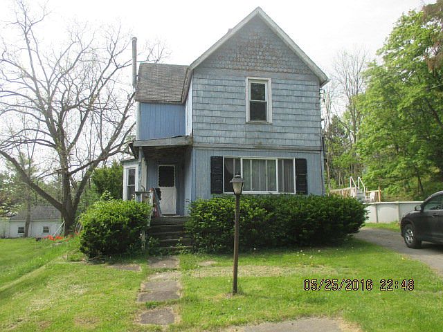 1st image of 235 W 16th St