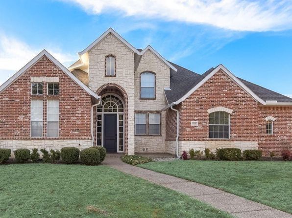 1110 Calais Dr