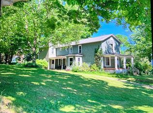 833 High St, Waterford, PA