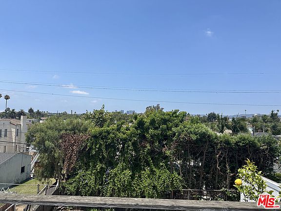2nd image of 1525 S Sierra Bonita Ave