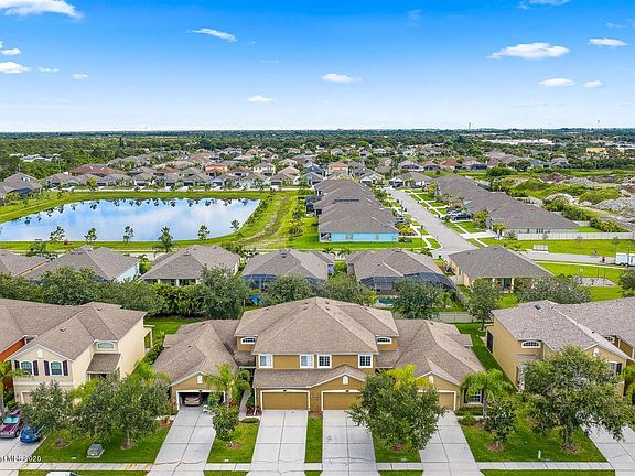 3rd image of 3182 Arden Cir