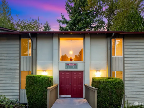 17518 151st Avenue SE #2-18, Renton, WA 98058