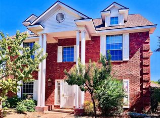 6904 April Way Cir, Plano, TX 75023