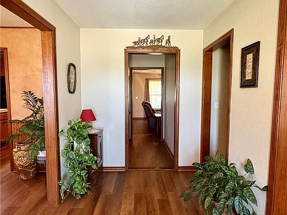 4th image of 370 County Road 4126