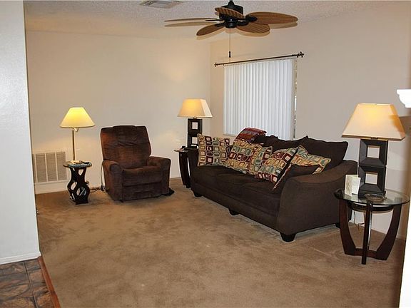 2nd image of 12803 Sandburst Ln