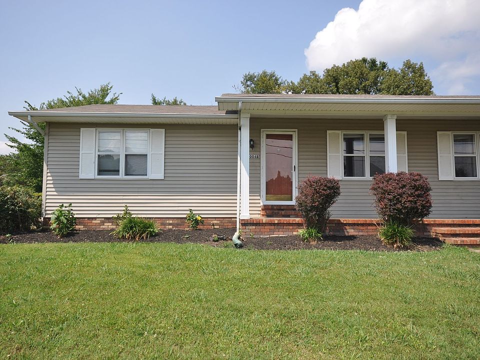 1st image of 1004B Southwood Dr