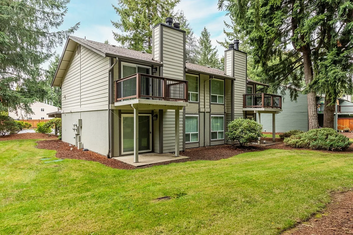Wilderness West Apartments — Photo 3