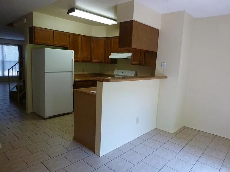 10174 W Dartmouth Ave — Photo 6