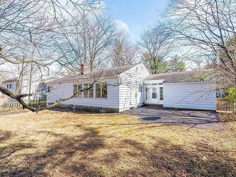 15 Oldox Rd — Photo 17