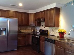 10020 Lakeshore Dr, Clermont, FL 34711