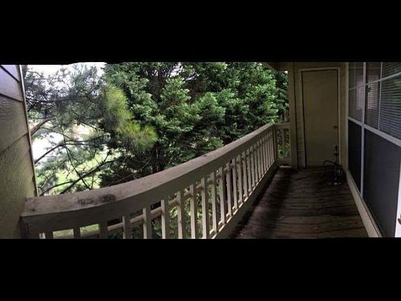 3rd image of 220 Barton Creek Dr APT G