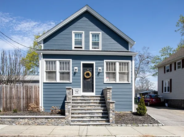 318 Cypress St, Fall River, MA 02720