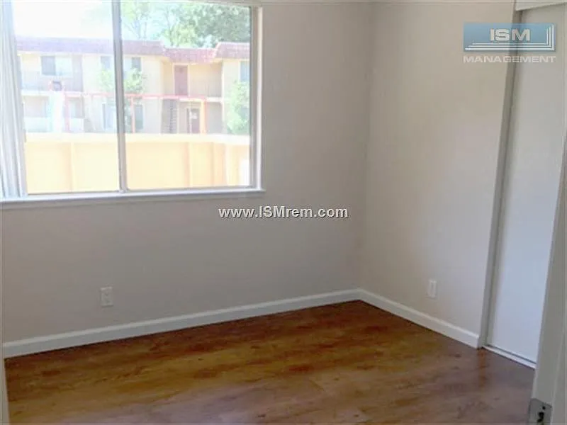 Delta Village Apartments — Photo 3
