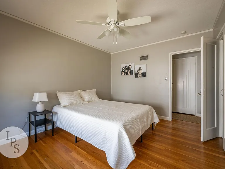 210 E Harvard Ave — Photo 25