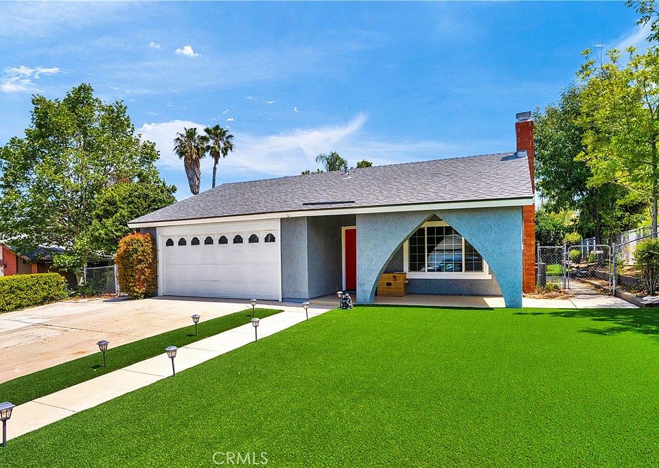 1st image of 2393 Mesquite Ln