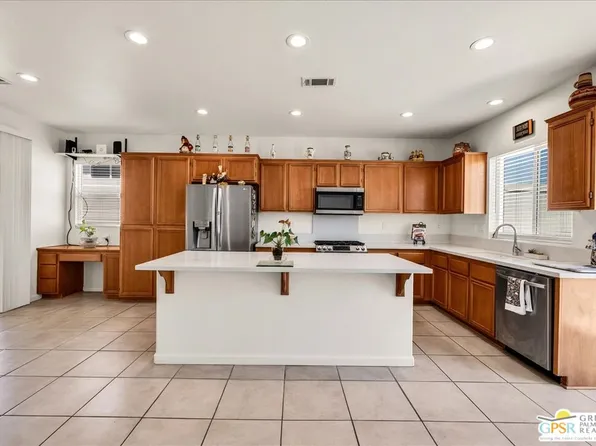 62466 N Starcross Dr, Desert Hot Springs, CA 92240