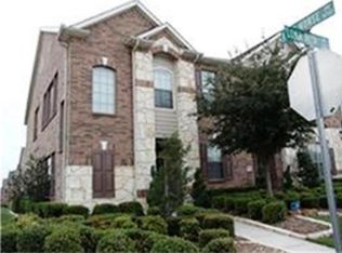 1902 Loma Alta Dr, Irving, TX 75063