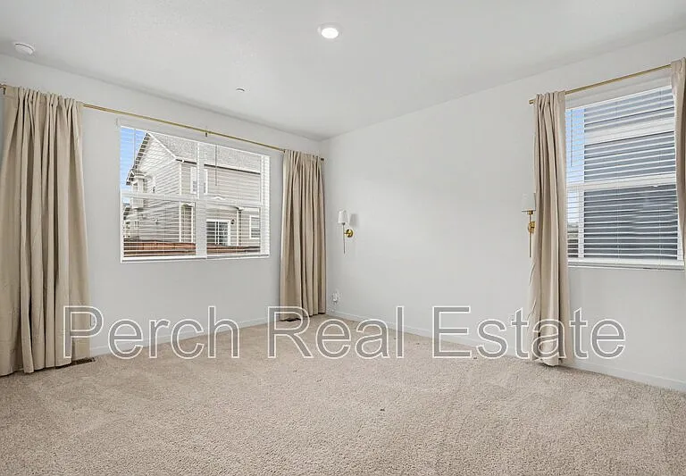 9892 Cathay St — Photo 10