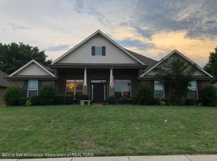 9423 Lorrie Ln, Olive Branch, MS 38654