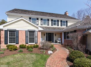 757 Valley Rd, Lake Forest, IL 60045