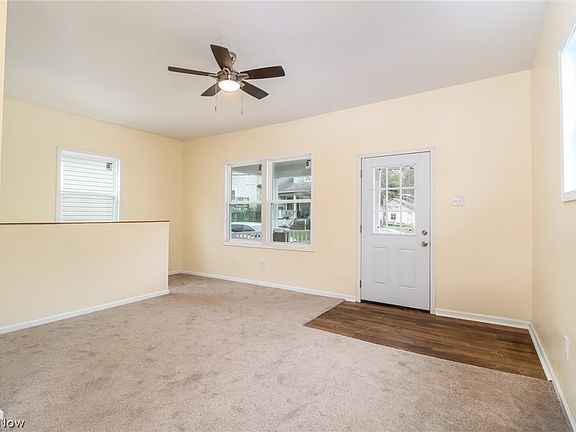 5th image of 628 Phillips St