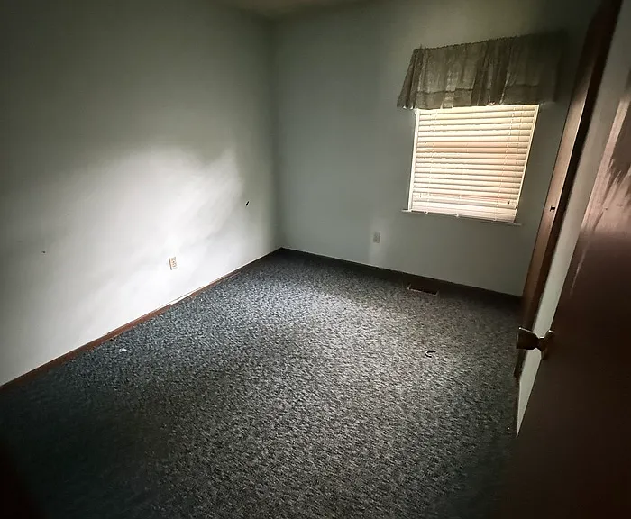 303 Wilson Park Ln — Photo 13
