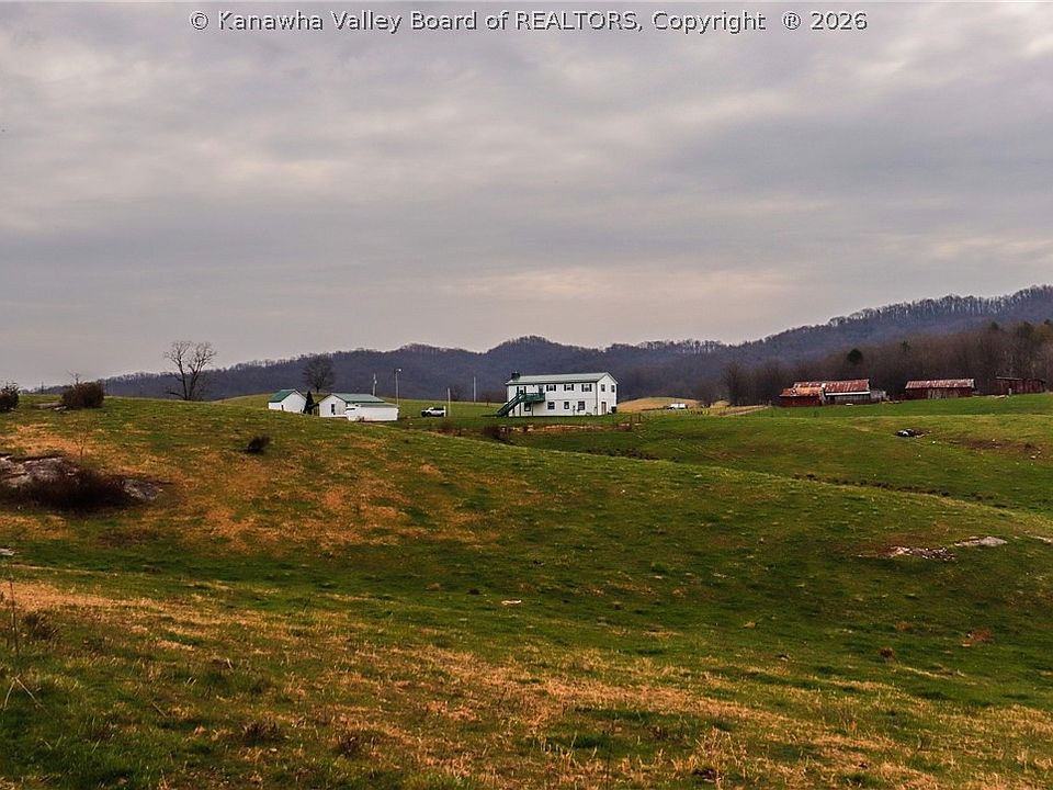 1st image of 1379 Gwinn Rd