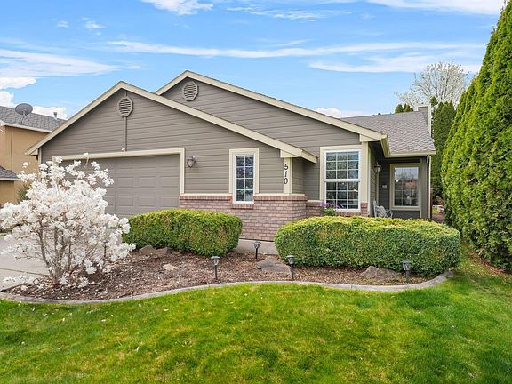 2nd image of 510 W Canyon Lakes Dr